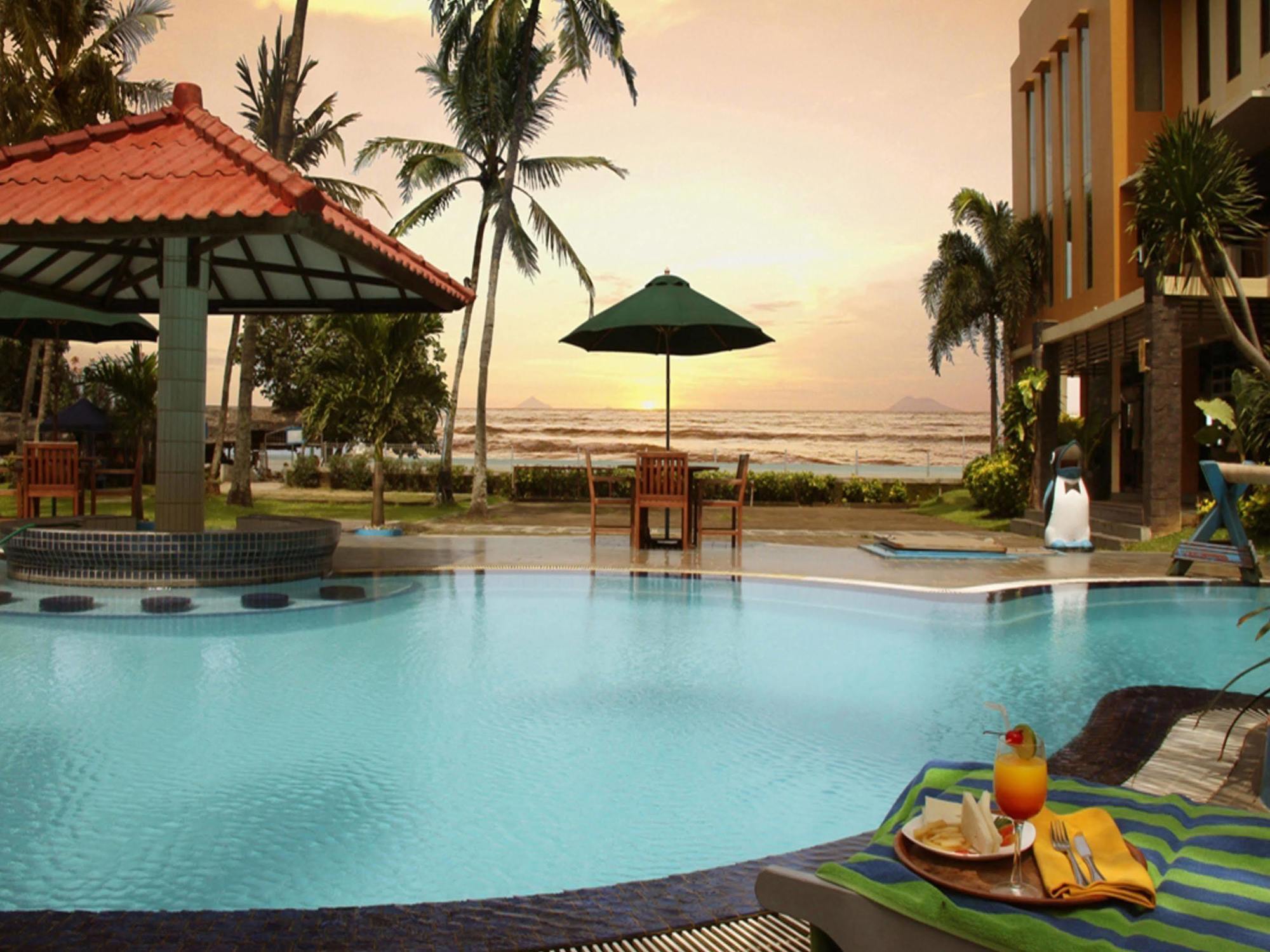 Hotel The Jayakarta Anyer Zewnętrze zdjęcie